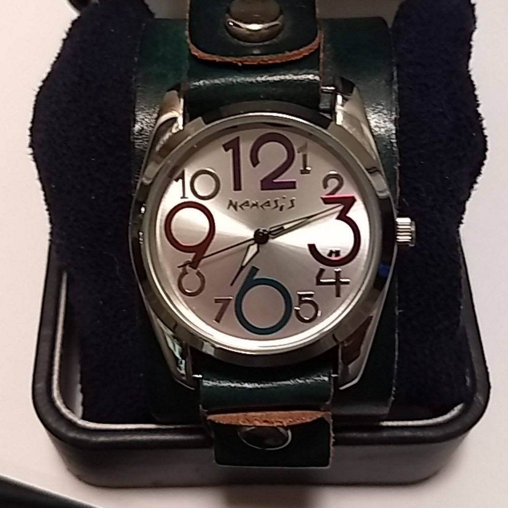 Nemesis Watch - Picture 2 of 3